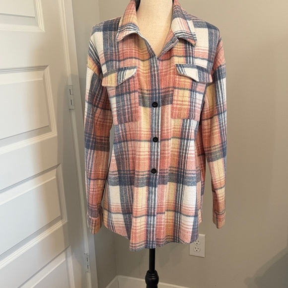 Automet Jackets & Blazers - Plaid Button-Up Women's Jacket/Heavy Flannel